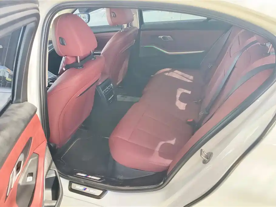 BMW 3 Series 2023 325Li M Sport Package фото 11