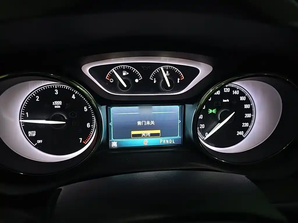 Фото 4 - Buick Envision Plus