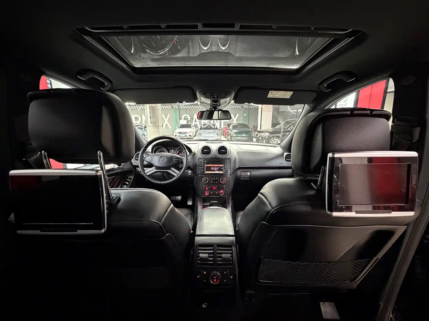 Mercedes-Benz GL-Class 2011 GL 450 Prestige Grand Edition фото 19
