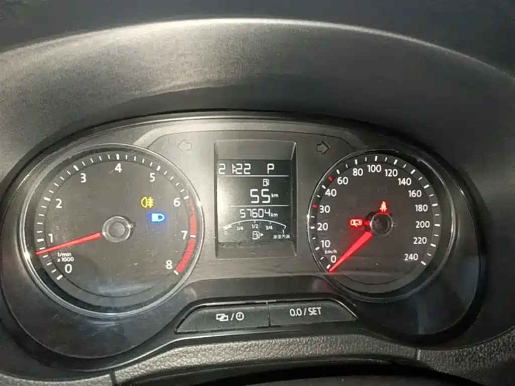 Volkswagen Polo 2016 1.6L Automatic Comfort фото 12