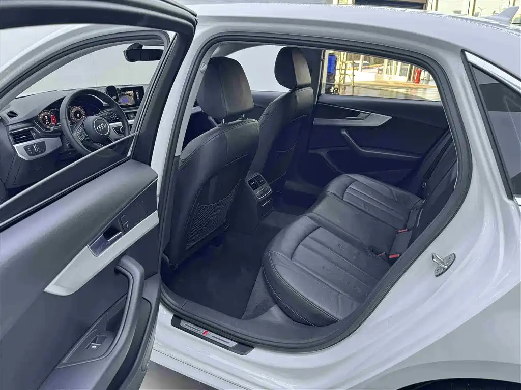 Audi A4L 2019 40 TFSI Fashion (China VI) фото 12