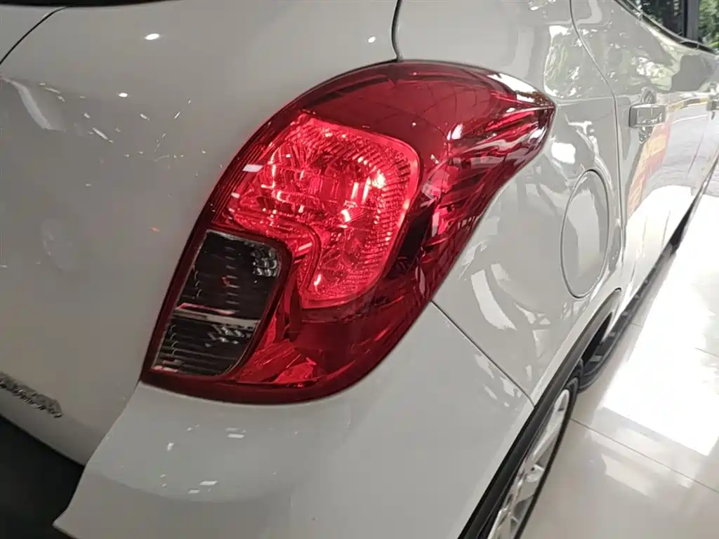 Buick Encore 2015 1.4T Automatic 2WD Urban Elite фото 8