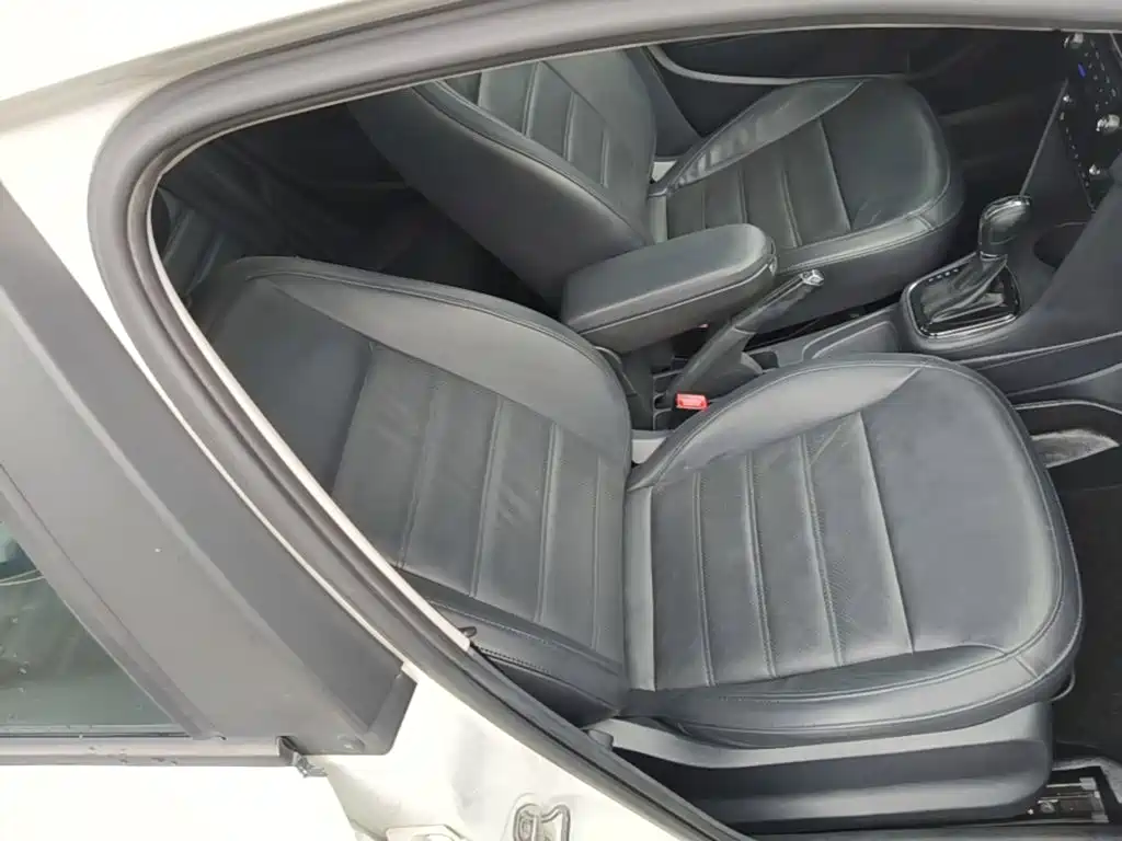 Volkswagen Polo 2014 2014 1.6L Automatic Luxury Edition