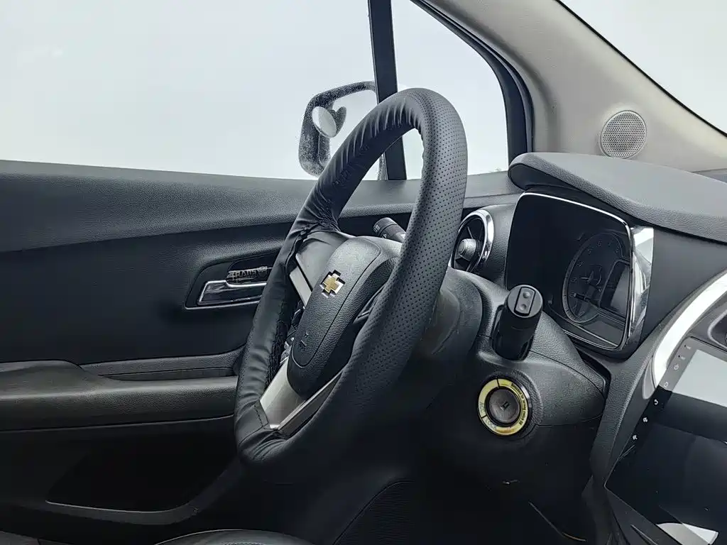 Фото 22 - Chevrolet Trax