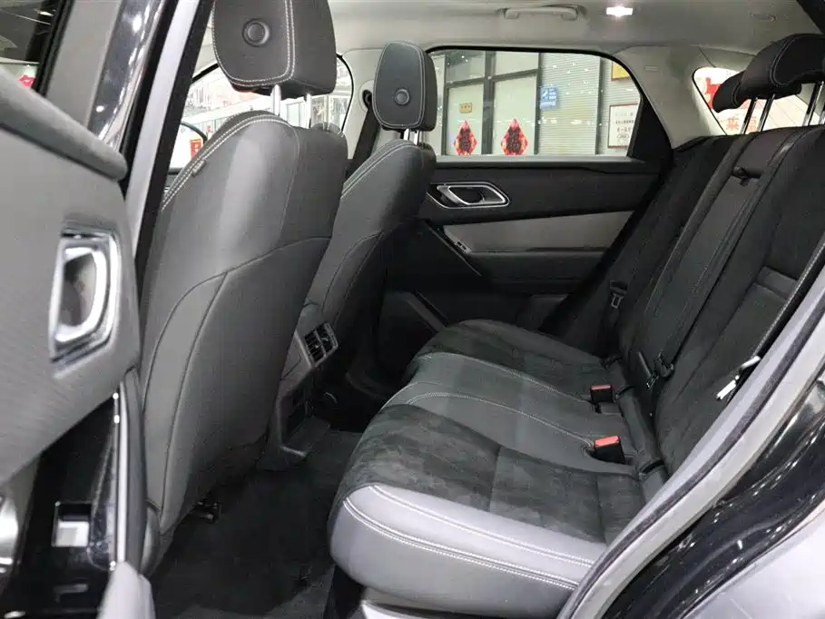 Фото 7 - Land Rover Range Rover Velar