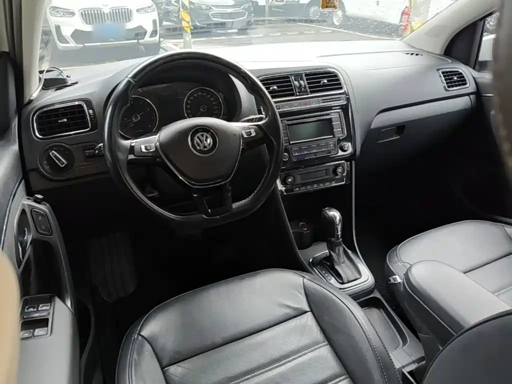 Volkswagen Polo 2014 2014 1.6L Automatic Luxury Edition