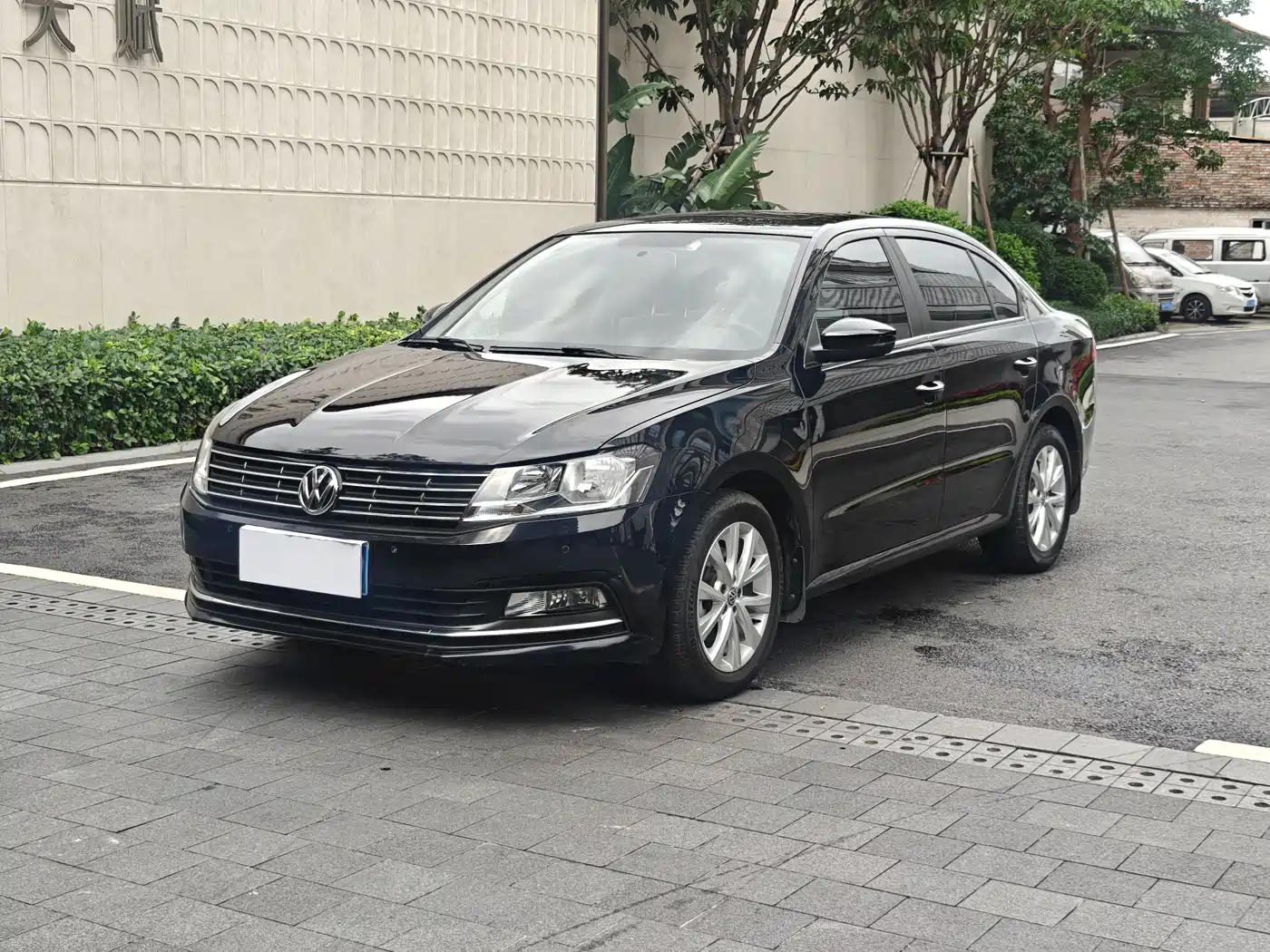 Volkswagen Lavida 2015 1.6L Automatic Comfort Edition