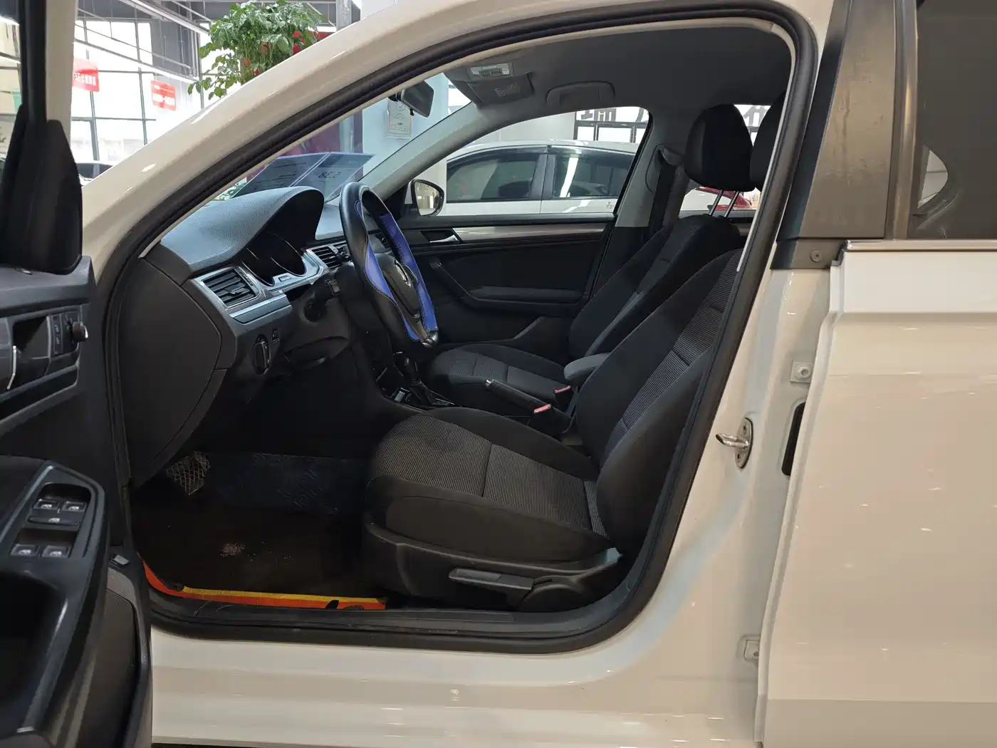 Volkswagen Bora 2019 Bora Legend 1.5L Automatic Fashion China V фото 5