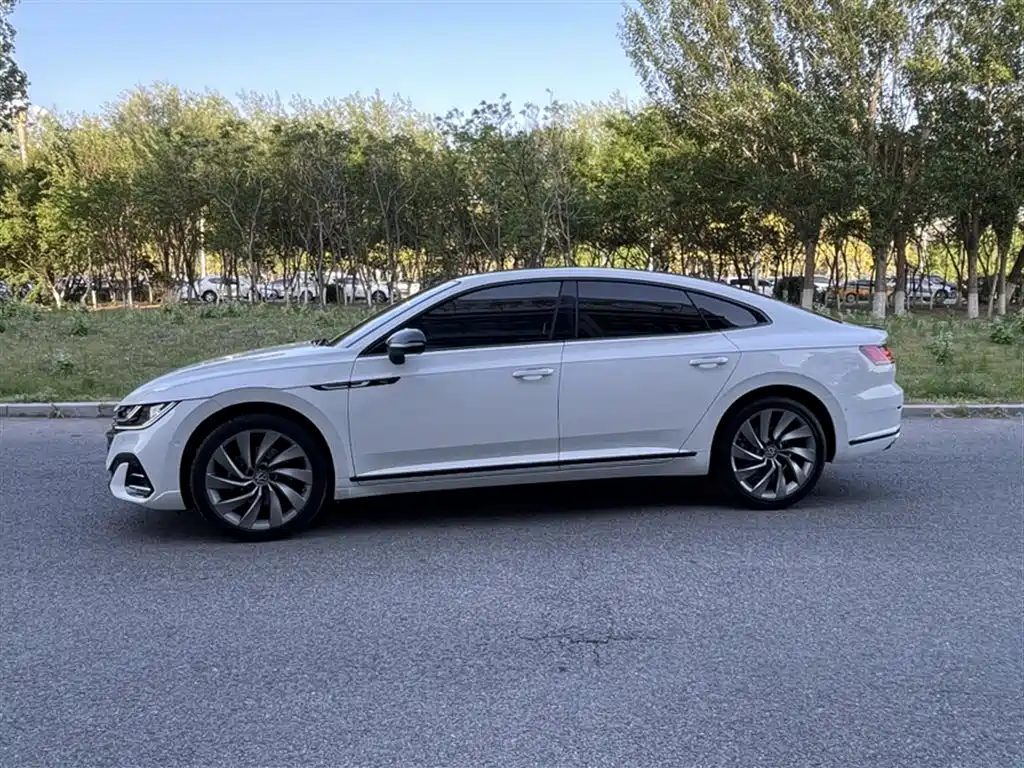 Volkswagen FAW-Volkswagen CC 2021 380TSI Eye-catching Edition фото 13