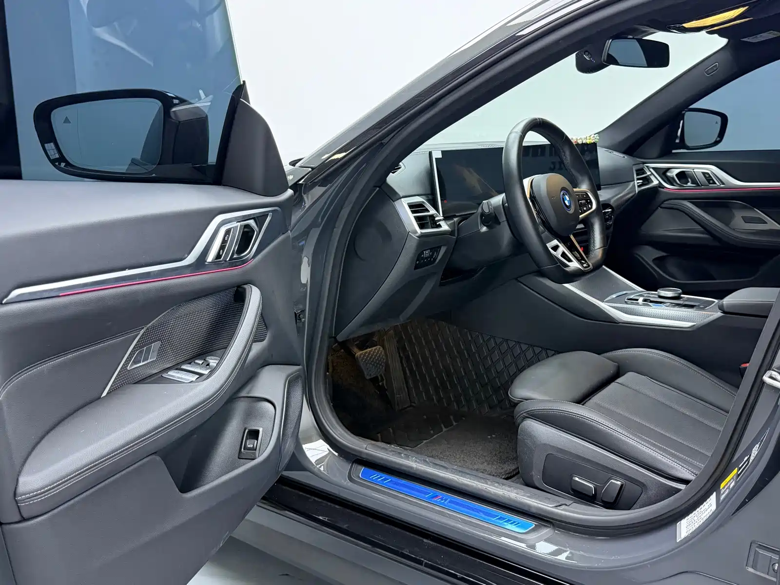 Фото 4 - BMW i4