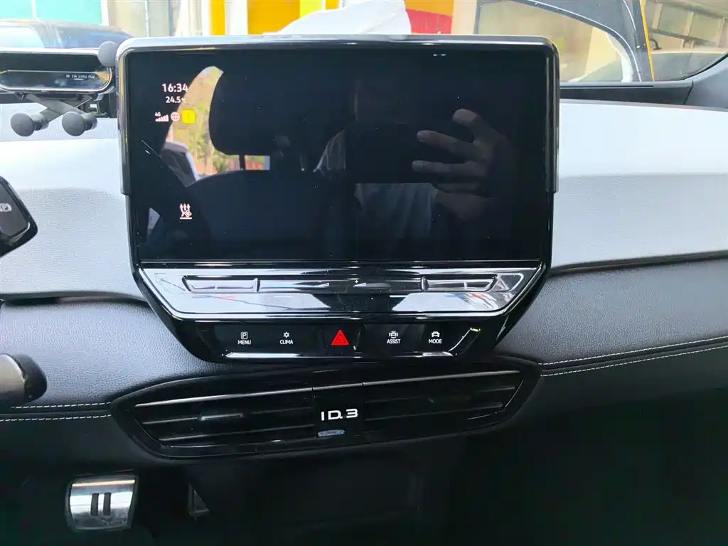 Volkswagen ID.3 2024 Pure Smart Edition фото 13