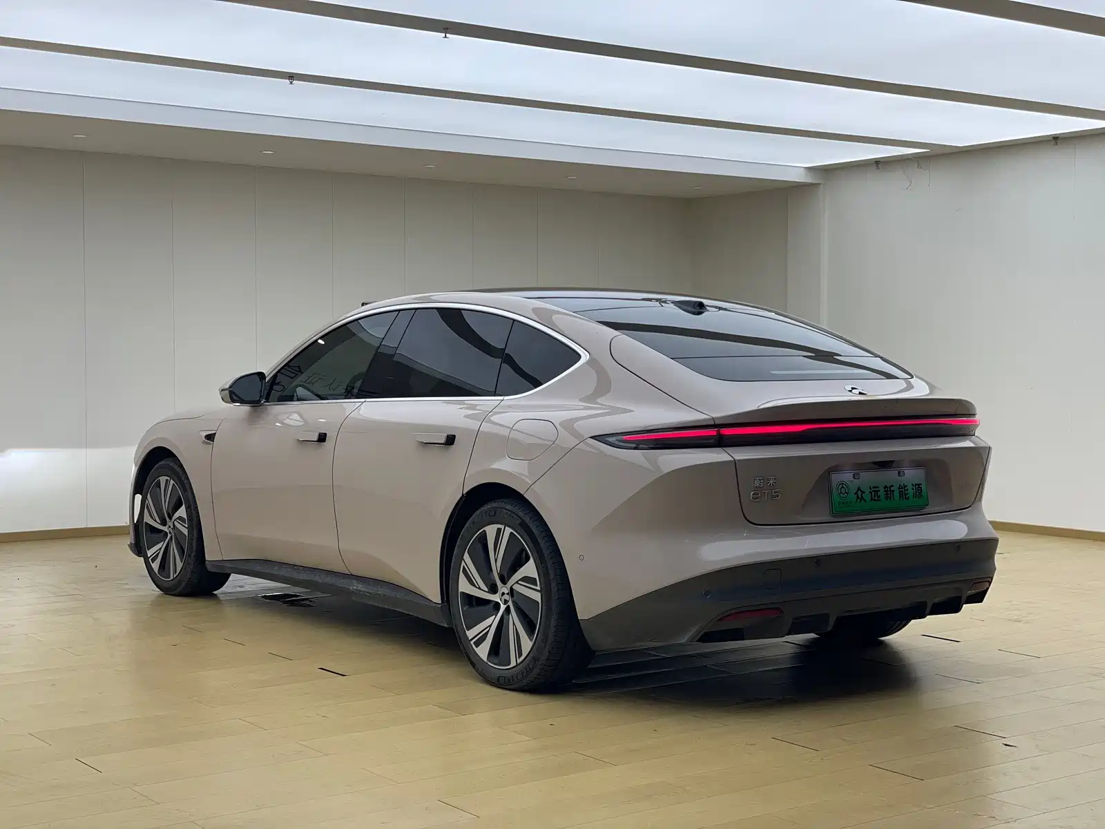 Фото 7 - NIO ET5