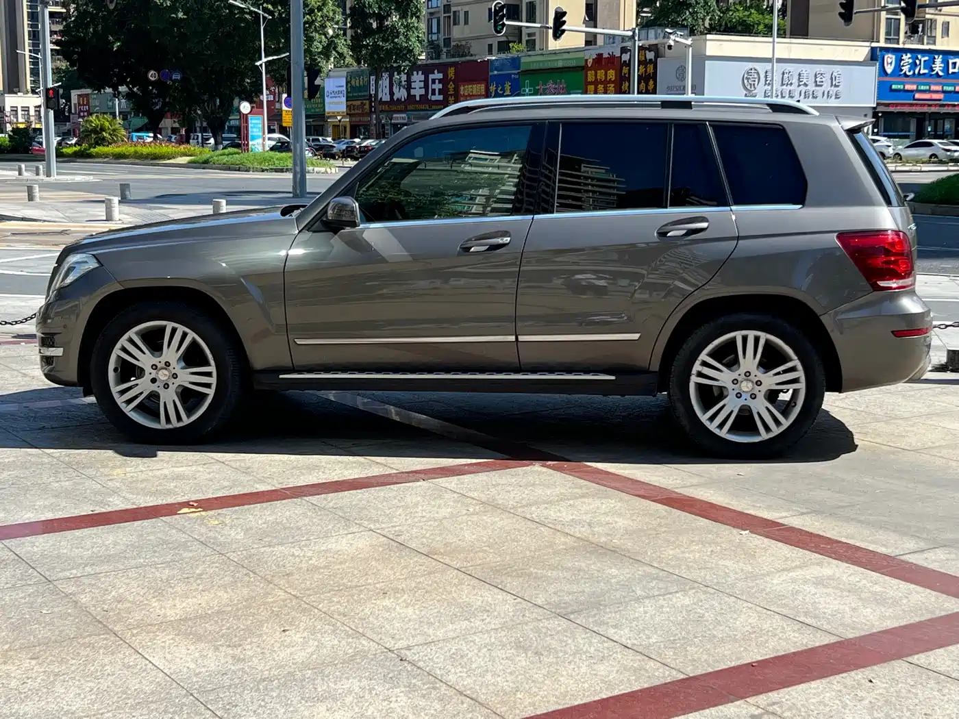 Mercedes-Benz GLK-Class 2013 GLK 300 4MATIC Fashion фото 8