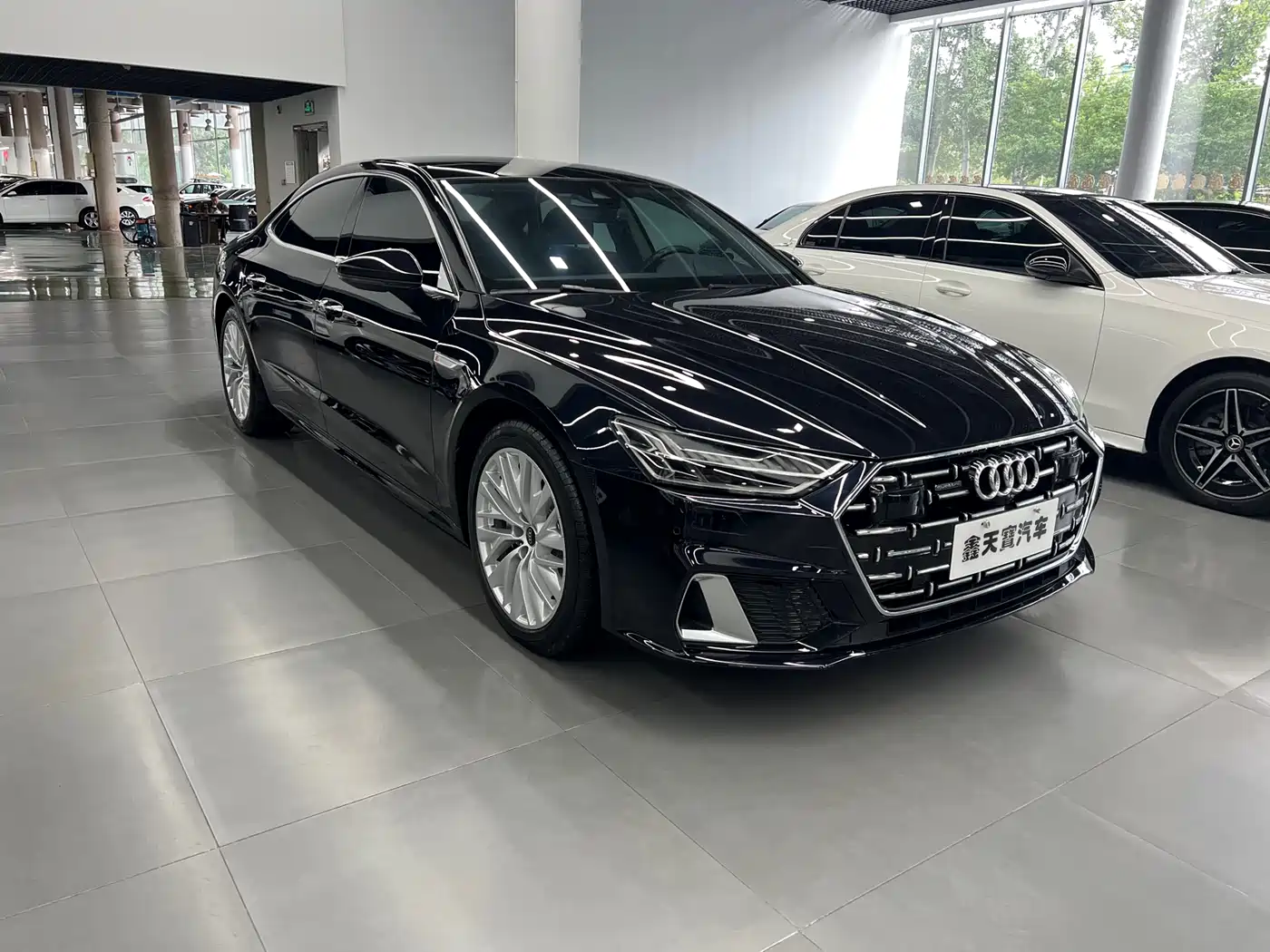 Audi A7L 2024 45TFSI S-line Dream Edition Crystal Package фото 4