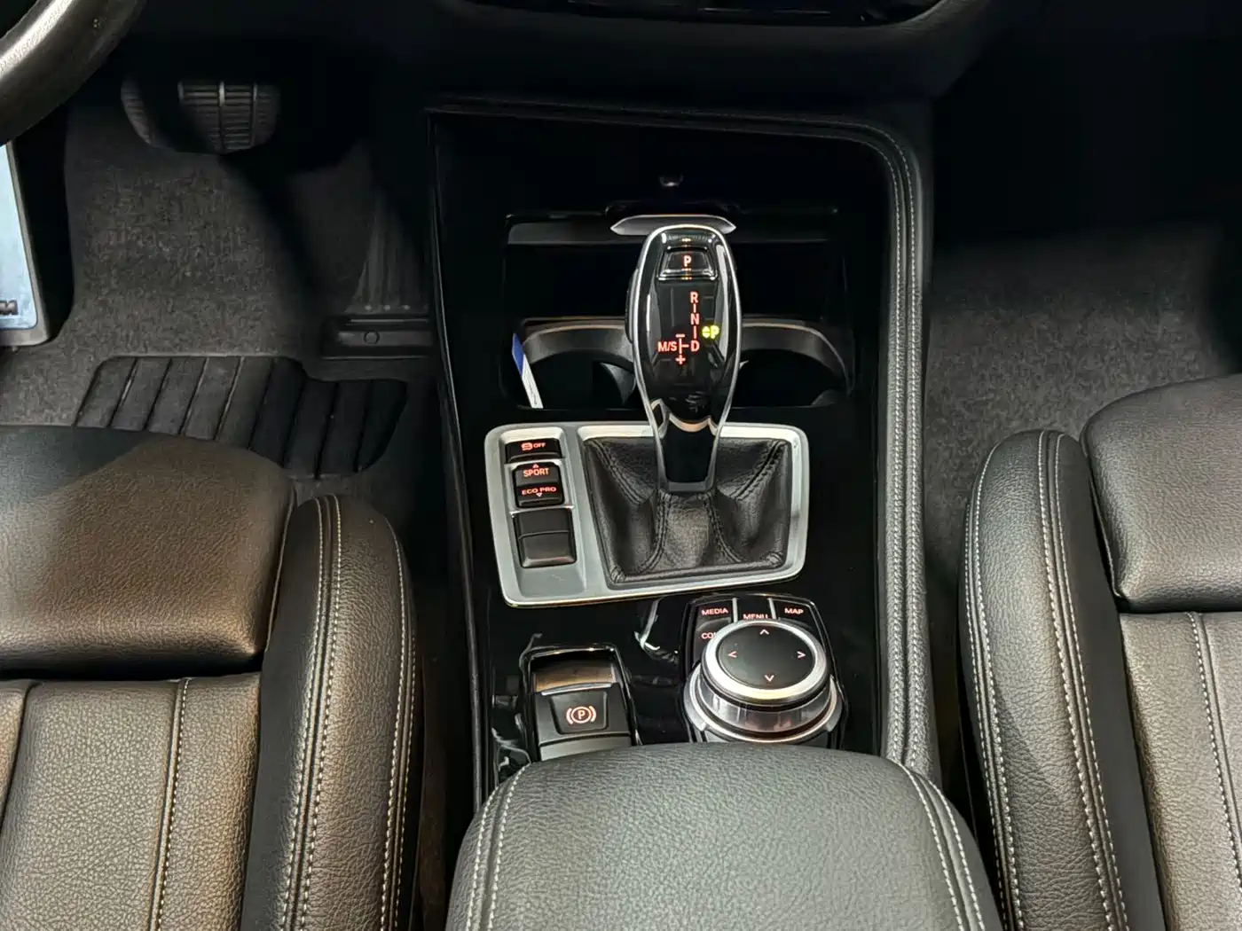 BMW 1 Series 2021 125i M Sport Black Night Edition фото 8