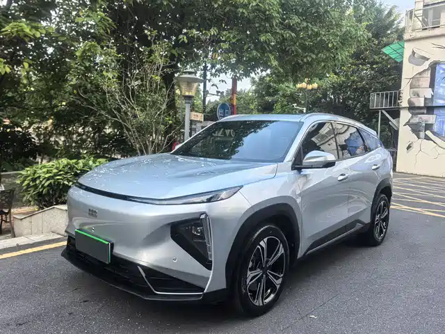 Geely Galaxy L7 2025 EM-i 115km Explorer Edition