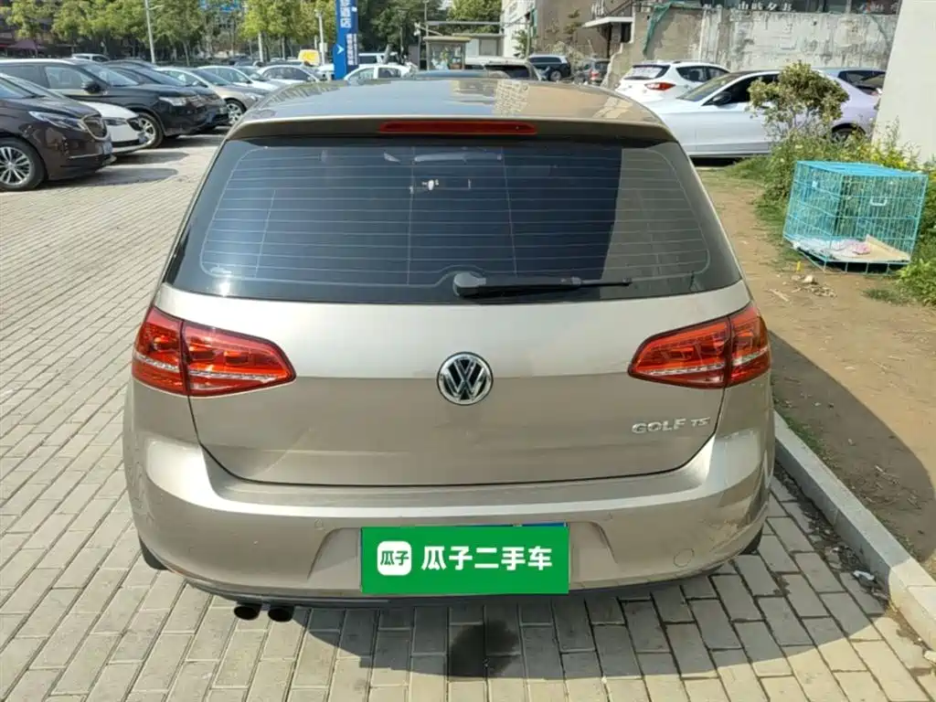 Volkswagen Golf 2016 230TSI Manual Comfort фото 6