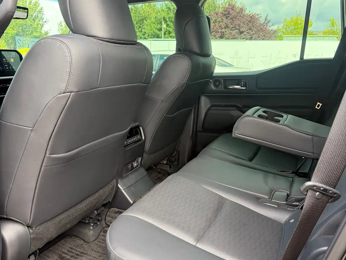 Toyota Prado 2025 2.4T Flagship VX Edition 5-Seater фото 11