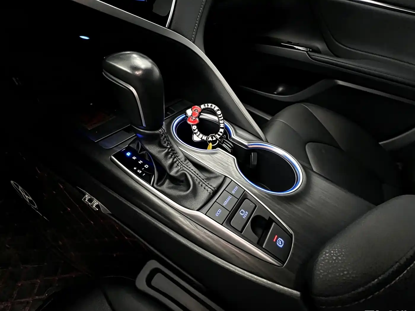 Toyota Camry 2021 2.5G Luxury Edition фото 15
