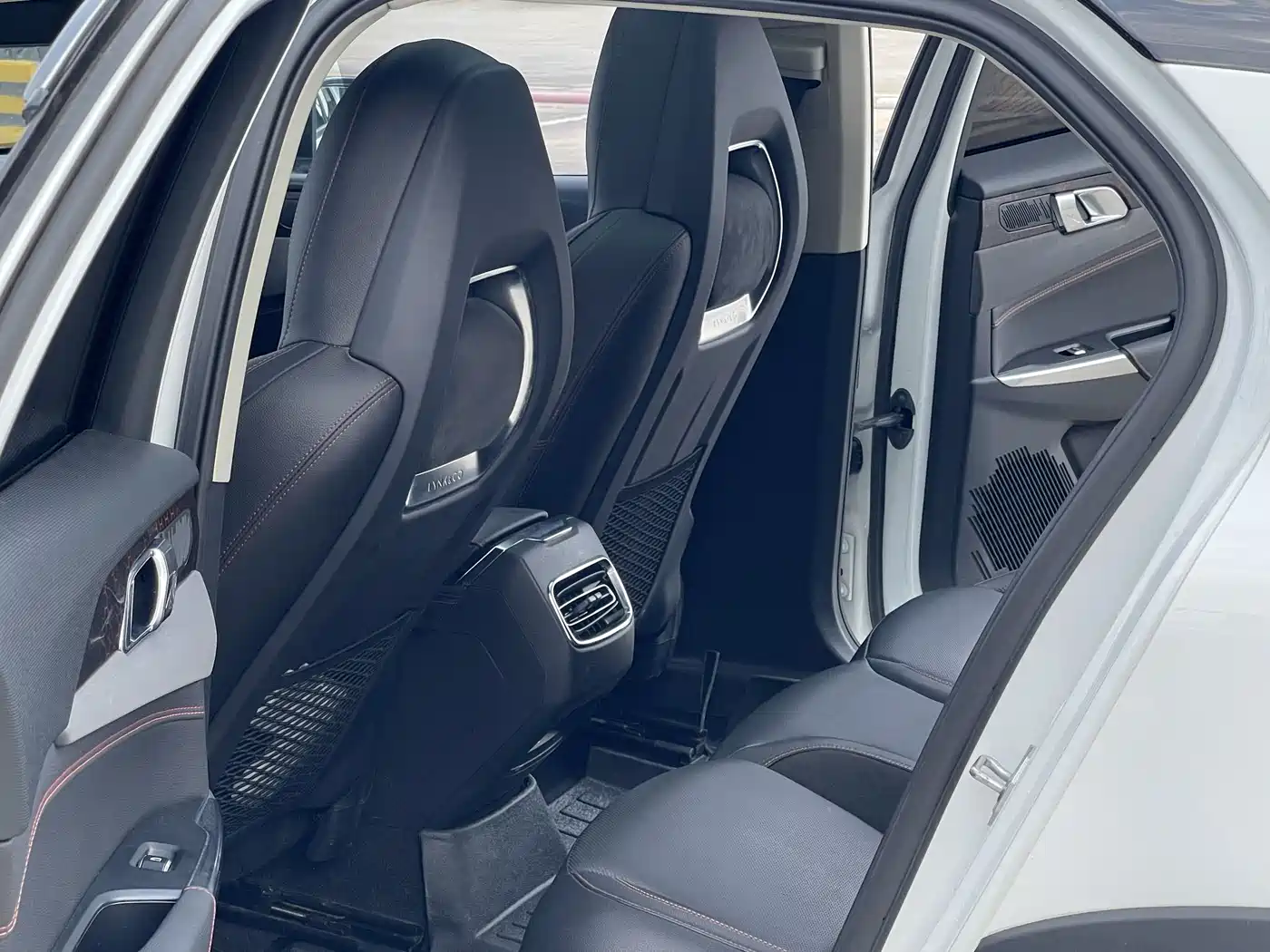 Lynk & Co 02 2019 1.5T DCT FWD Jin Pro Version China VI фото 10