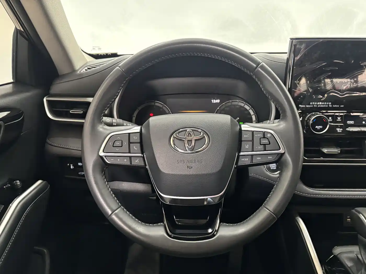 Toyota Highlander 2022 380T 4WD Premium 7-Seater фото 17