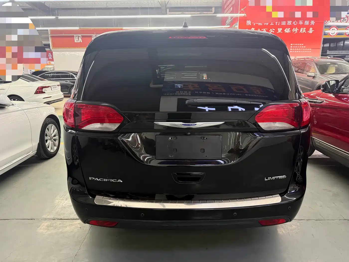 Chrysler Grand Voyager (Import) 2018 2017 3.6L Premium Edition