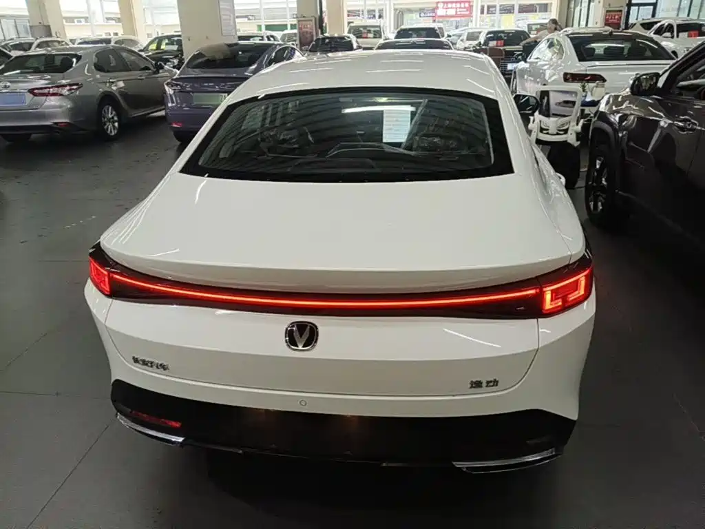 Changan Eado PHEV 2026 2025 Smart New Blue Whale 145KM Battleship Edition