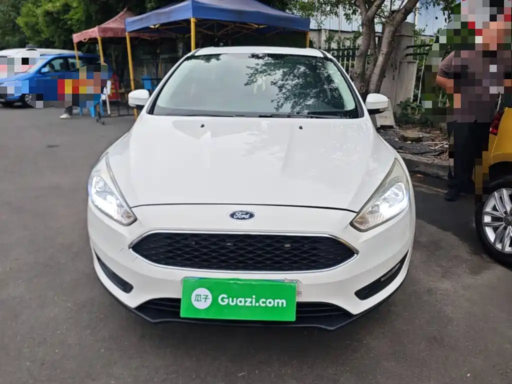 Ford Focus 2019 2018 Hatchback Classic 1.6L Automatic Trend Smart Edition