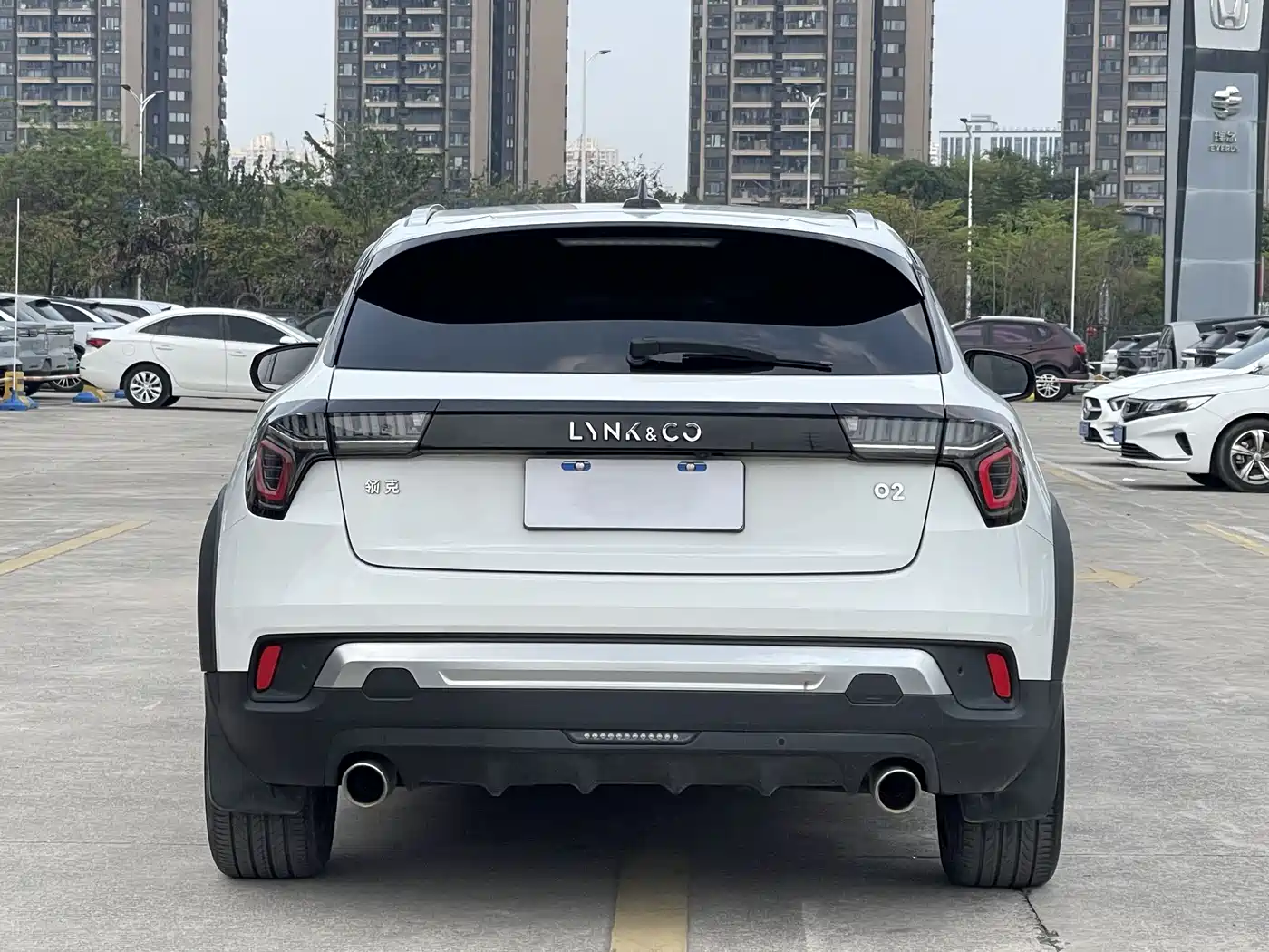 Lynk & Co 02 2019 1.5T DCT FWD Jin Pro Version China VI фото 6