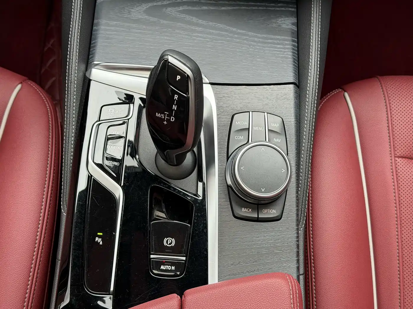 BMW 5 Series 2022 530Li Leading M Sport Package фото 19