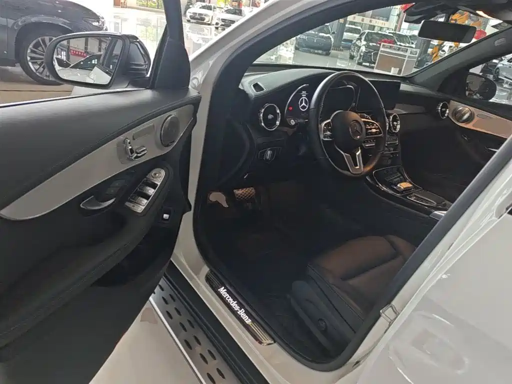 MERCEDES-BENZ GLC COUPE