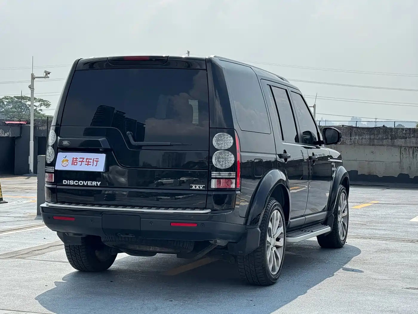 Land Rover Discovery 2014 3.0 SC V6 XXV Edition фото 8