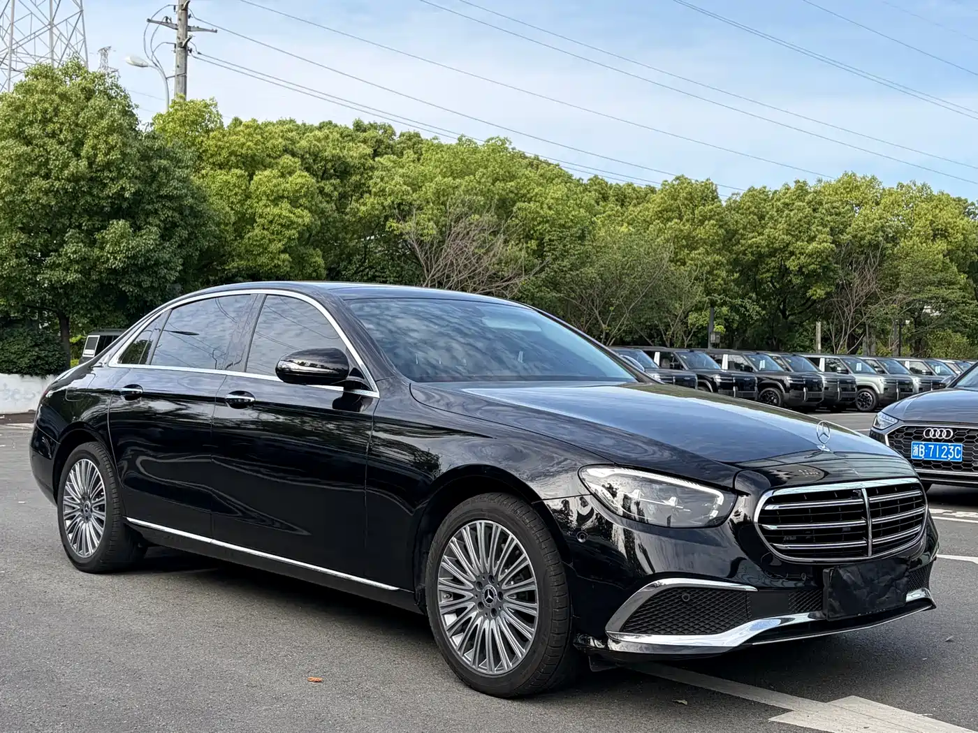 Mercedes-Benz E-Class 2021 E 300 L Fashion фото 3