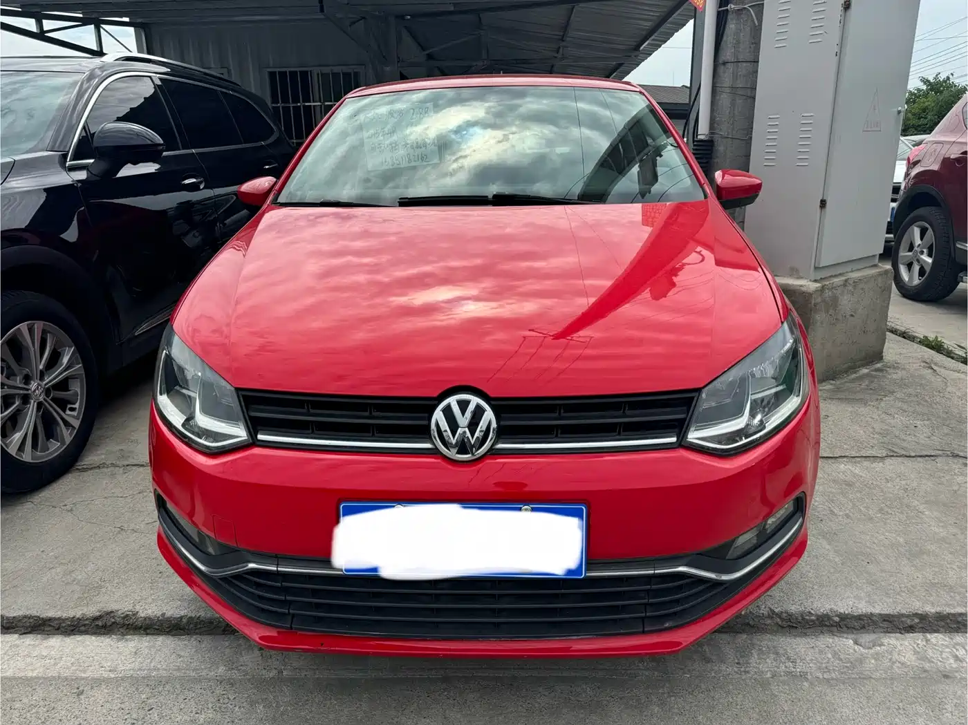 Volkswagen Polo 2014 1.6L Automatic Comfort Edition фото 2