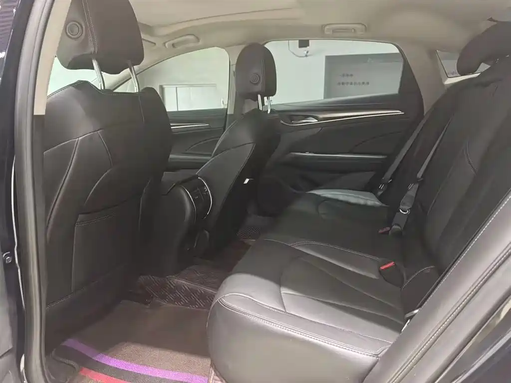 Buick LaCrosse 2022 652T Luxury фото 13