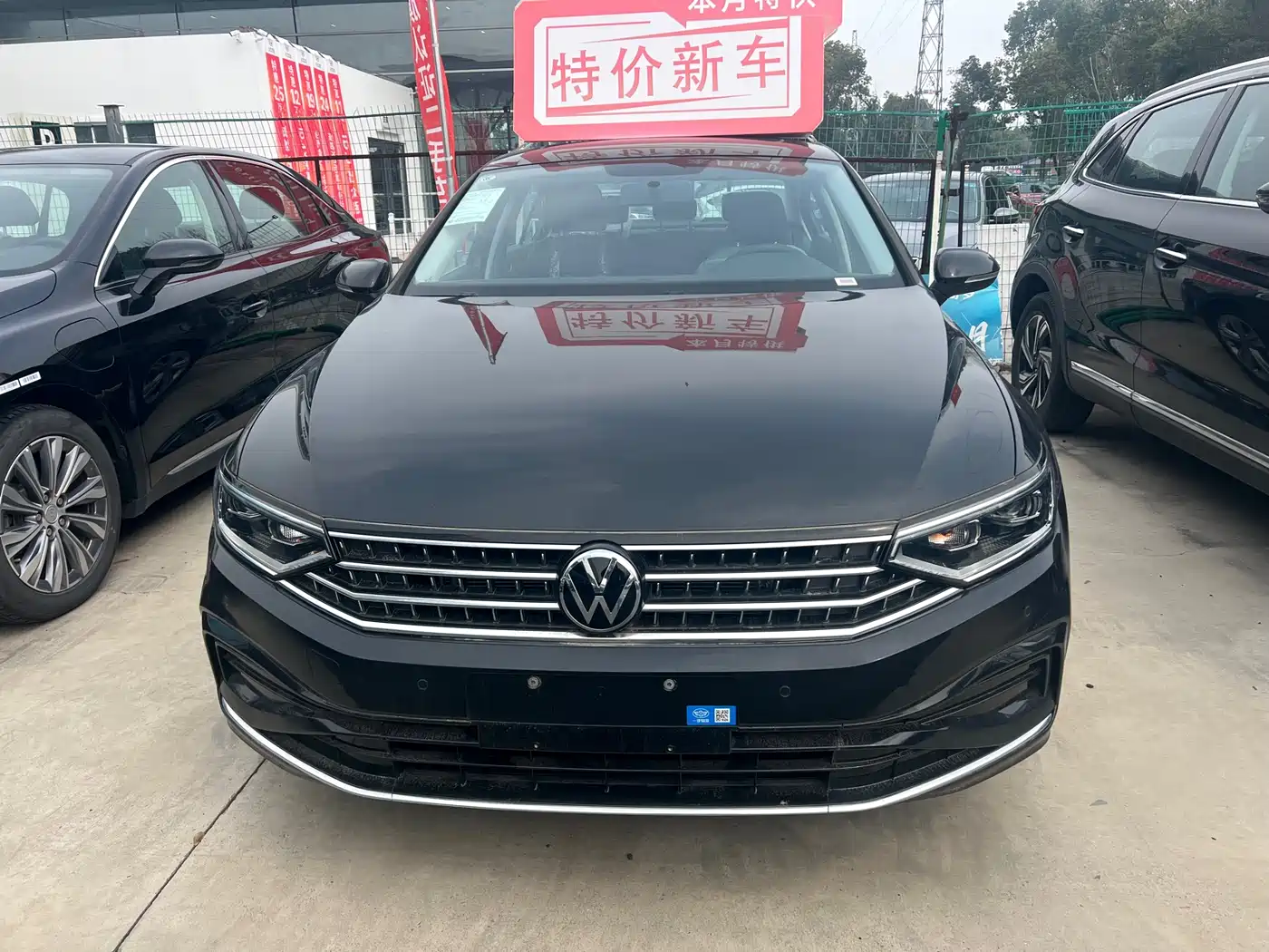 Volkswagen Magotan 2025 Popular Edition 280TSI DSG Comfort фото 3
