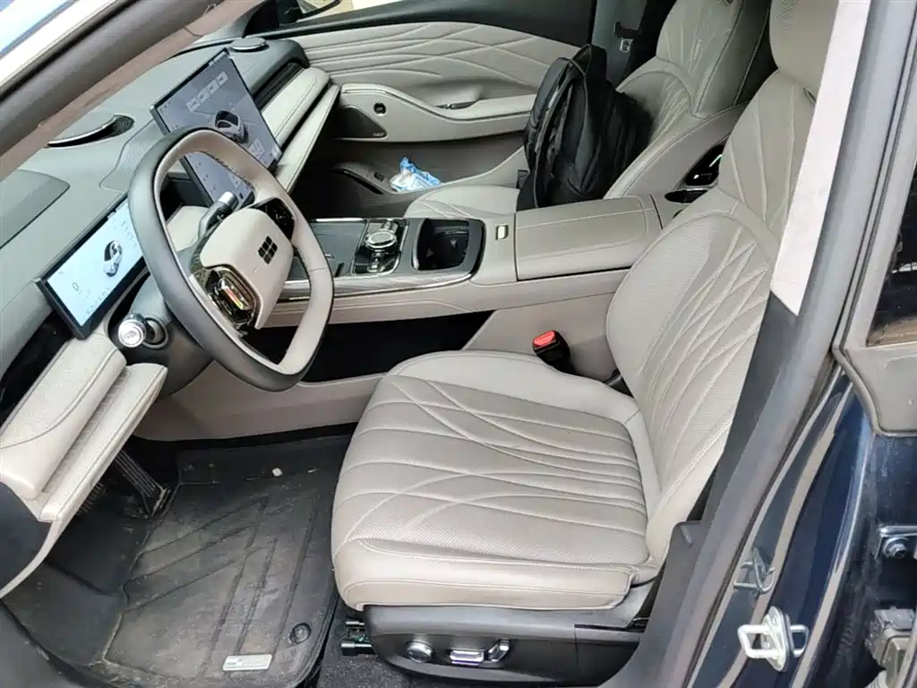 Geely Galaxy Galaxy Xingyao 8 2025 130km EM-P Starship Edition фото 15
