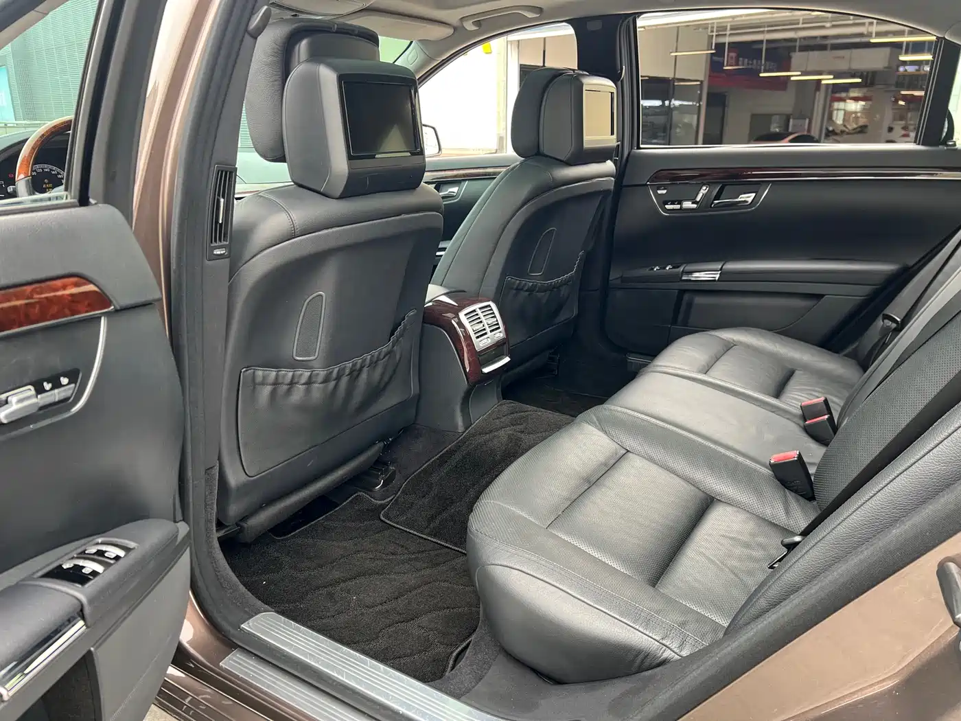 Mercedes-Benz S-Class 2010 Model S 400 L HYBRID фото 8