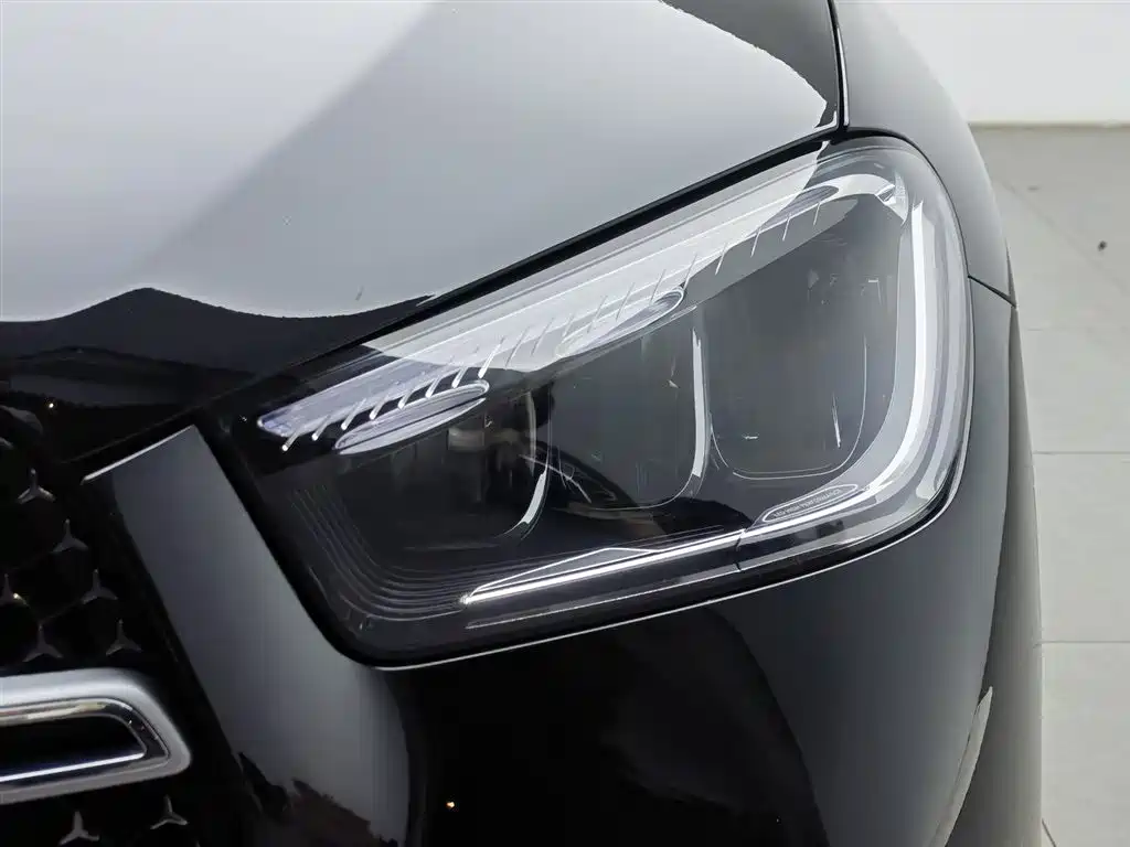 Mercedes-Benz GLE 2024 GLE 450 4MATIC Fashion фото 7