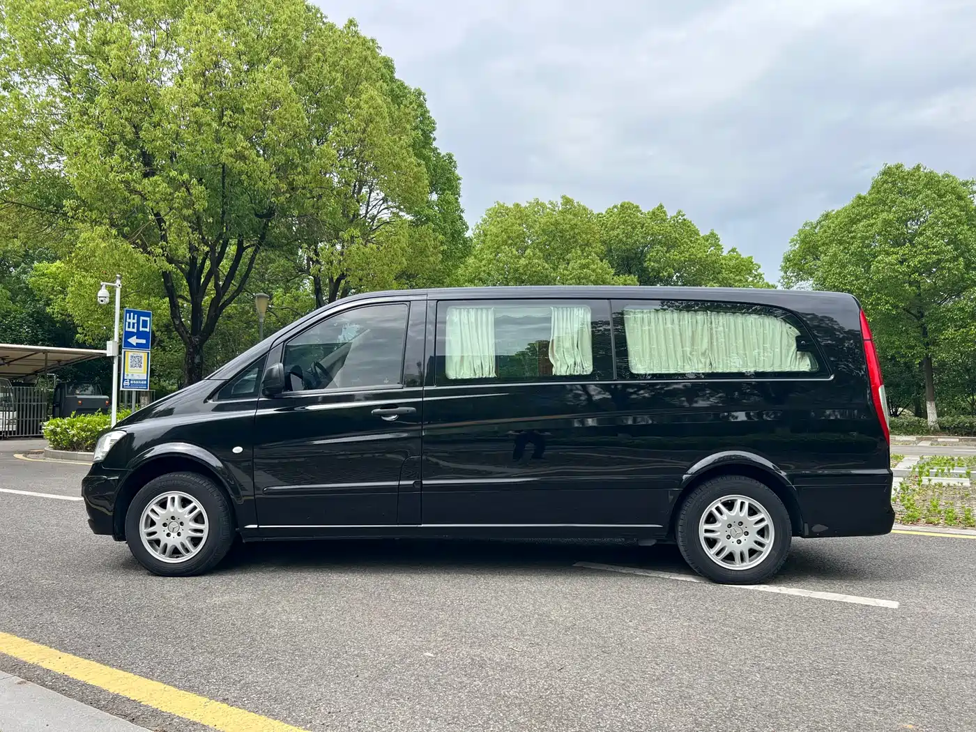 Mercedes-Benz Vito 2013 3.0L Business Edition фото 26