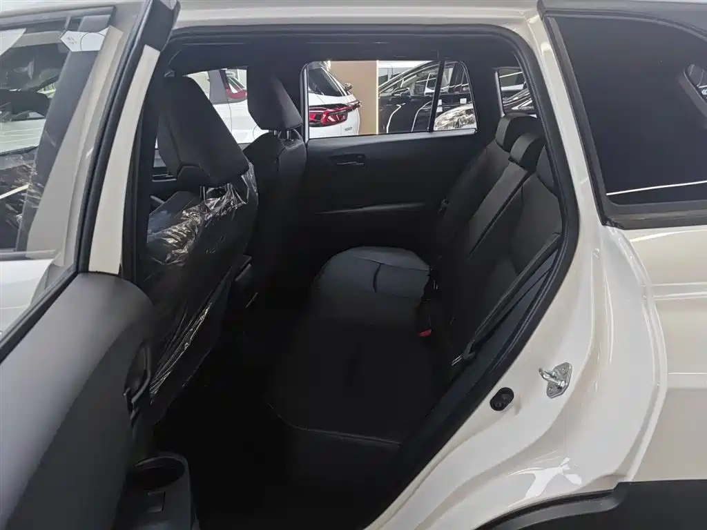 Toyota Frontlander 2026 2.0L CVT Comfort Edition фото 15