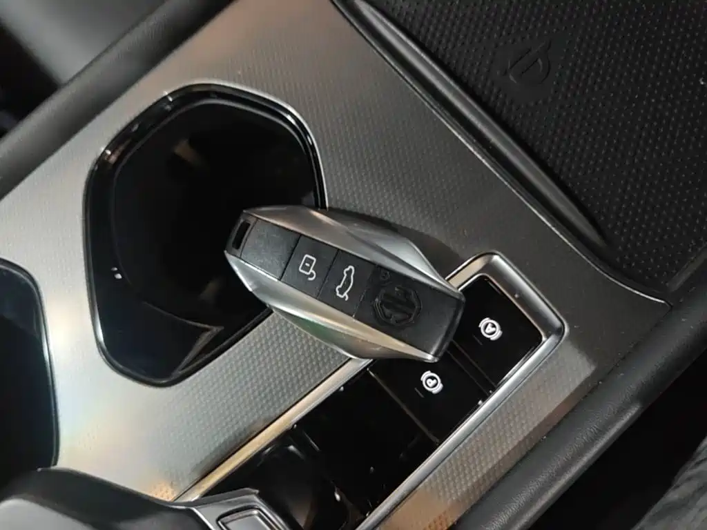 Фото 9 - MG MG7