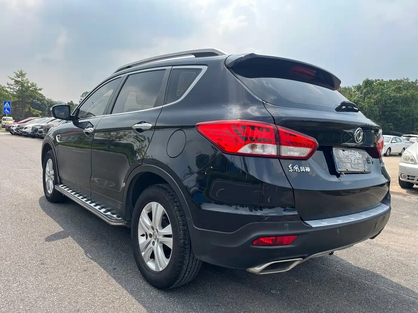 Dongfeng Aeolus Dongfeng Fengshen AX7 2015 2015 2.0L Automatic Smart Joy