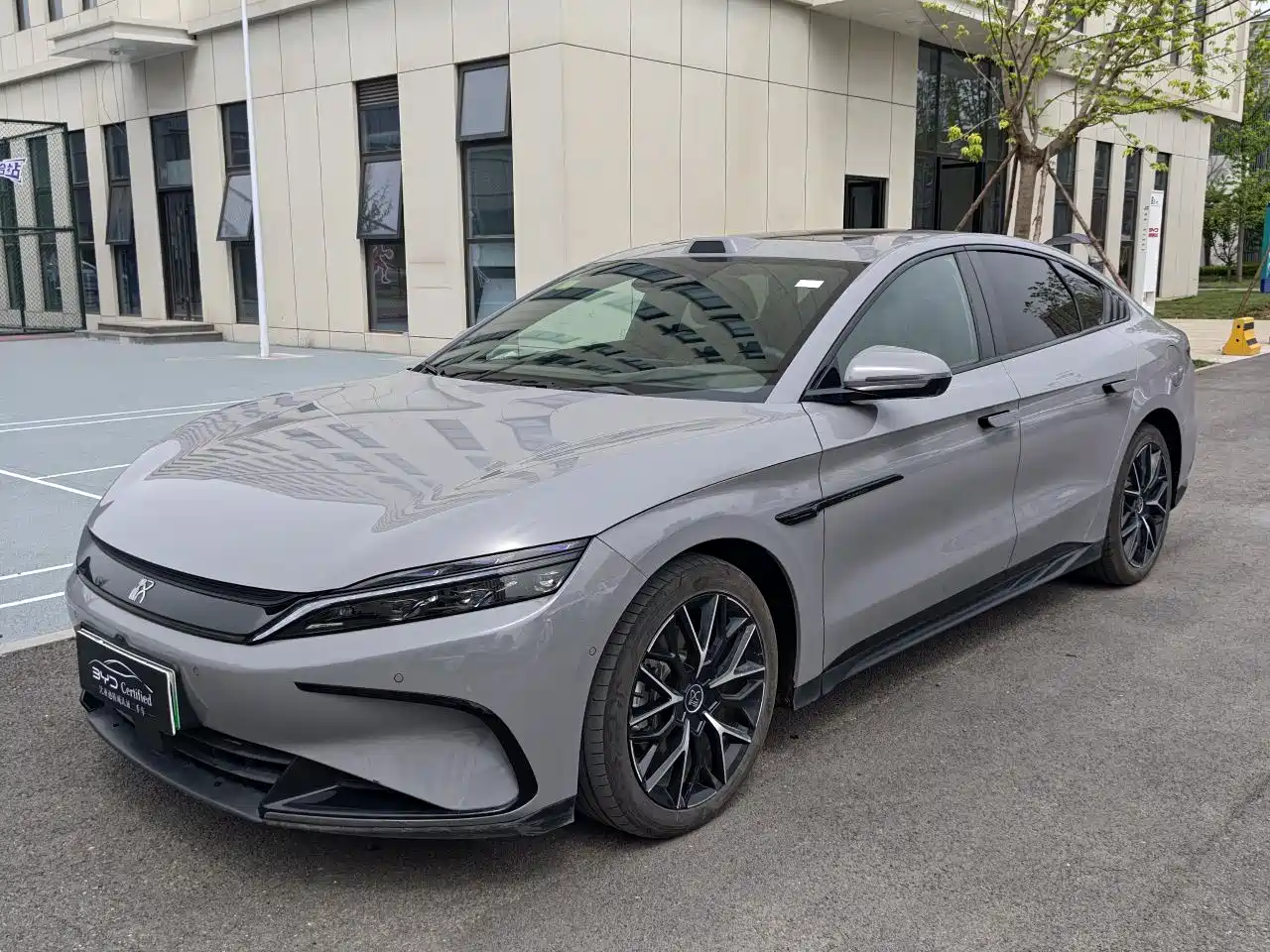 BYD Han 2025 DM-i Smart Driving Edition 125KM LiDAR Flagship