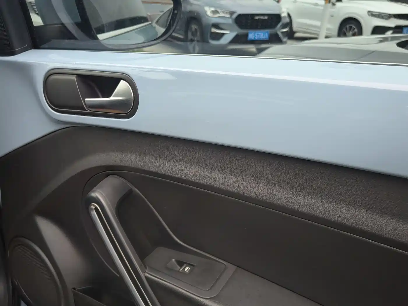 Volkswagen Beetle 2014 1.2TSI Fashion Edition фото 9