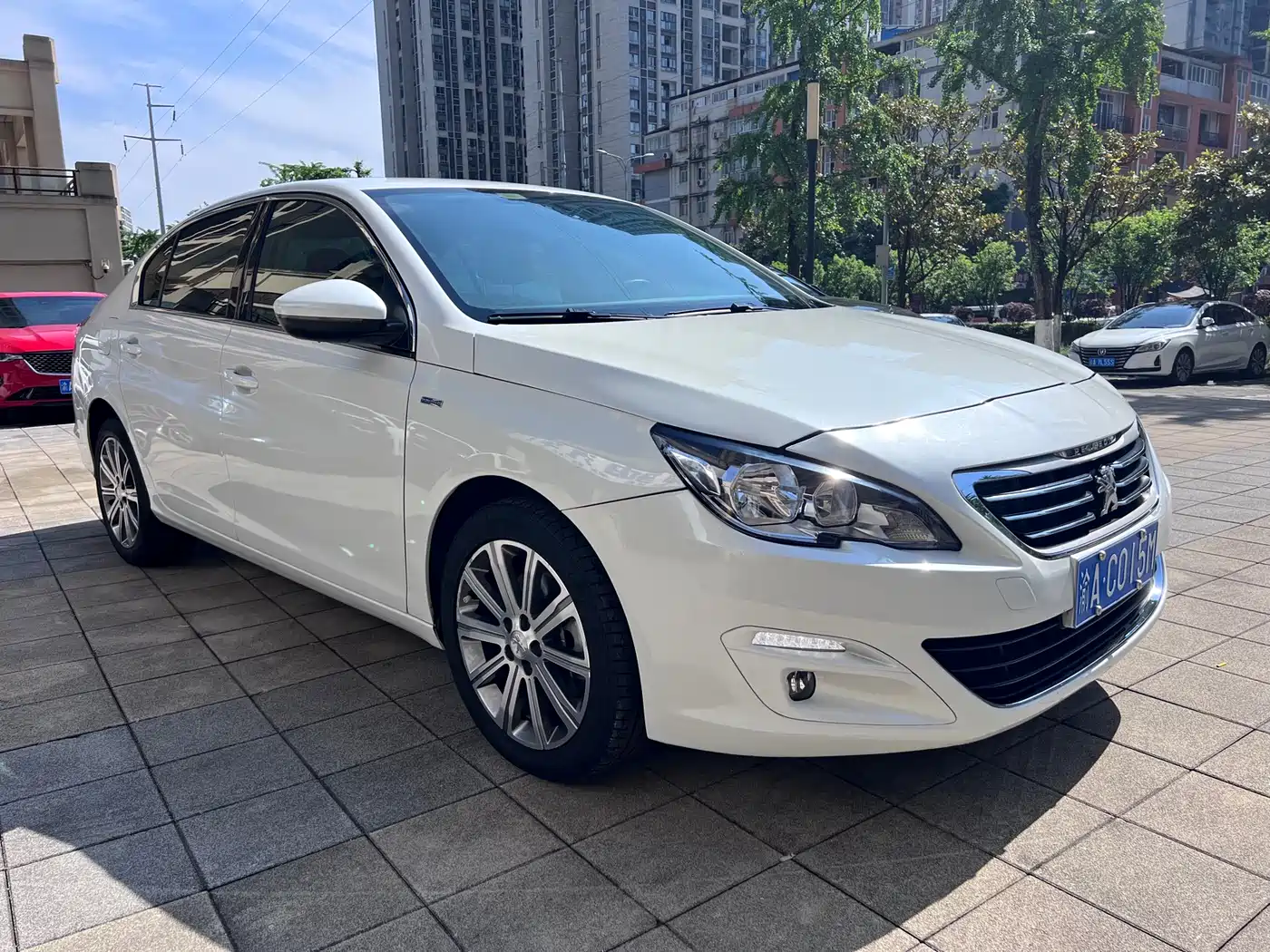 Peugeot 408 2018 Facelift 350THP Automatic Luxury фото 3