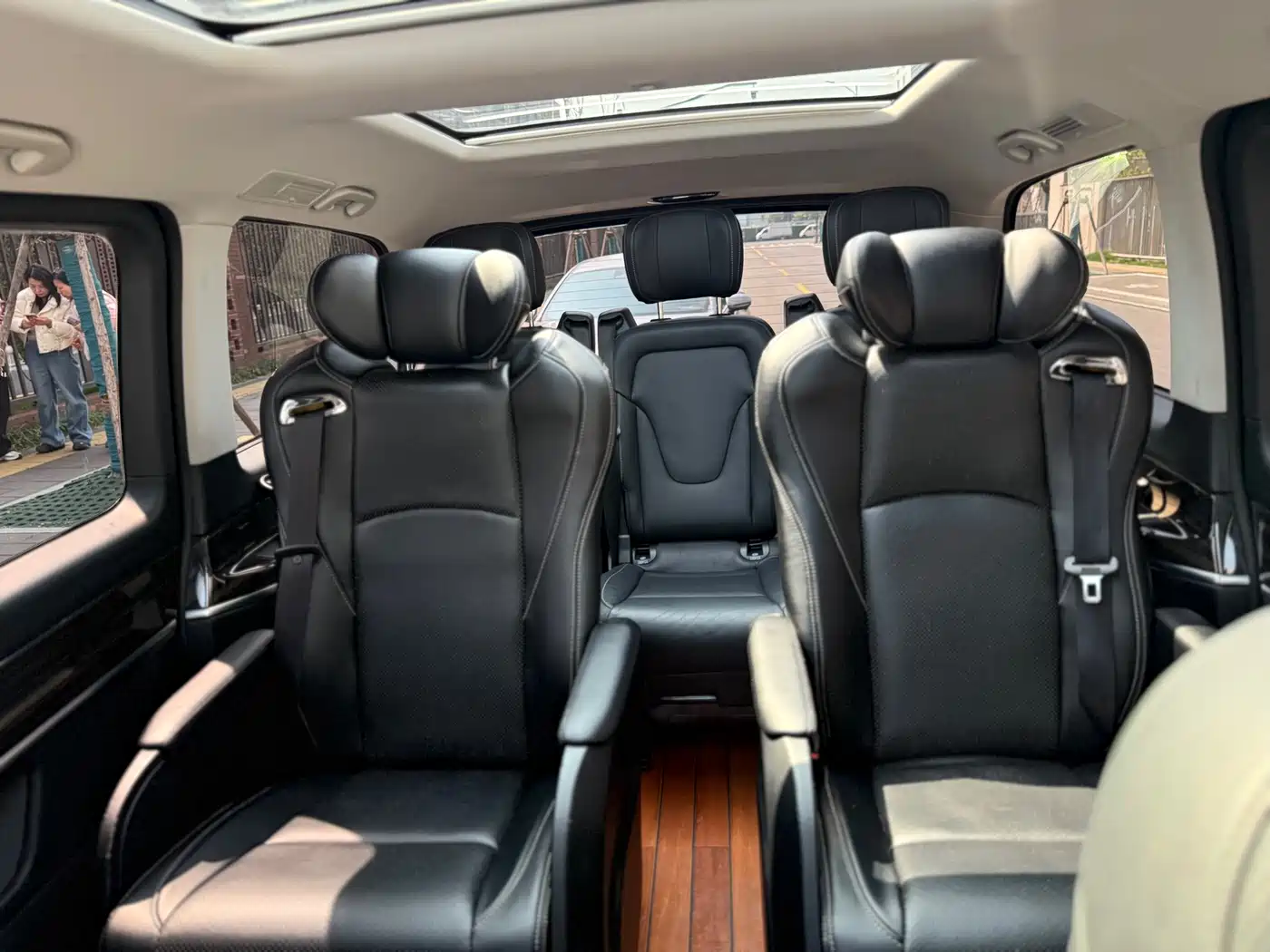 Mercedes-Benz V-Class 2018 V 260 Navigator Edition China VI фото 19