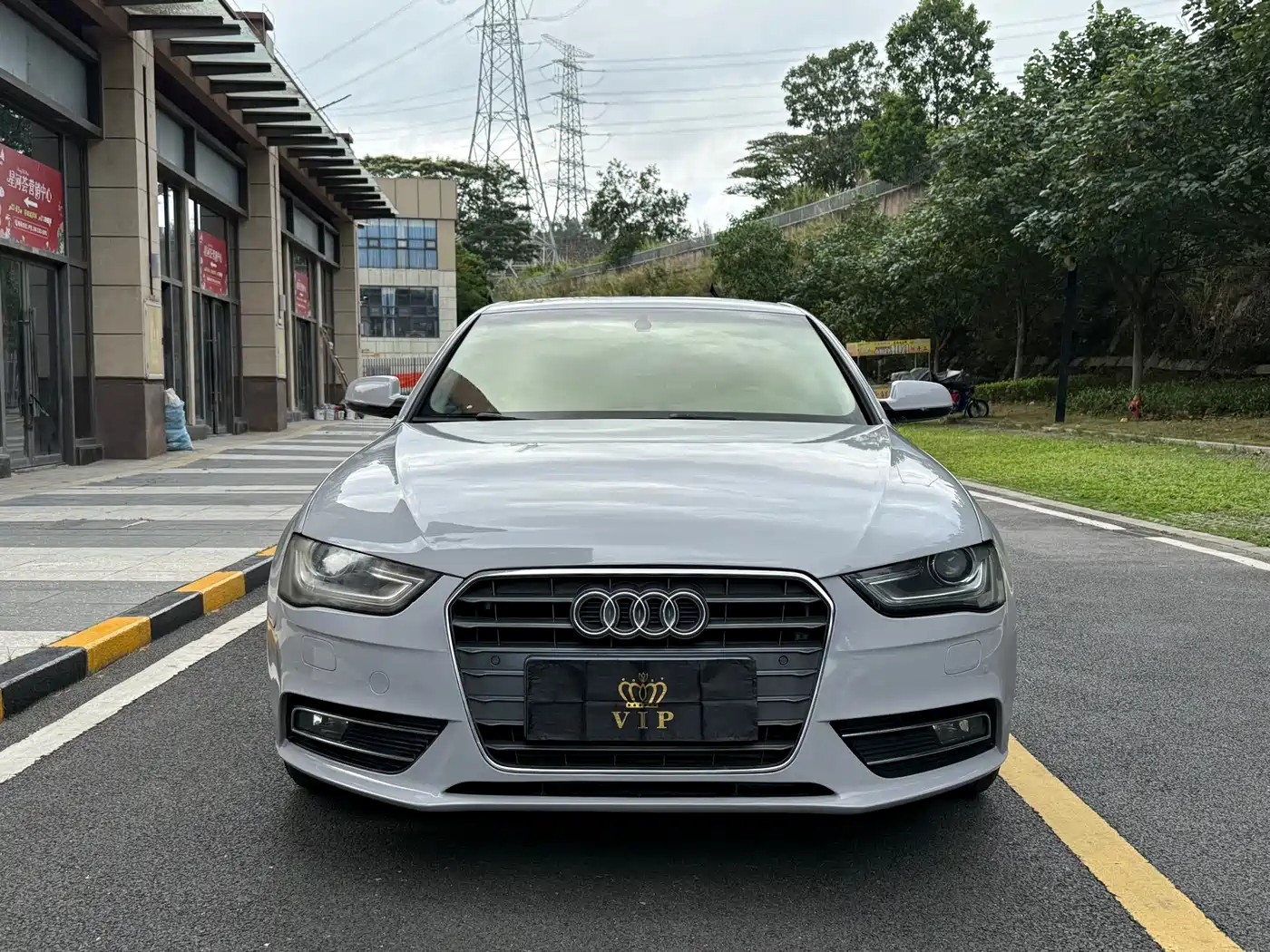 Audi A4L 2016 35 TFSI Automatic Standard фото 2