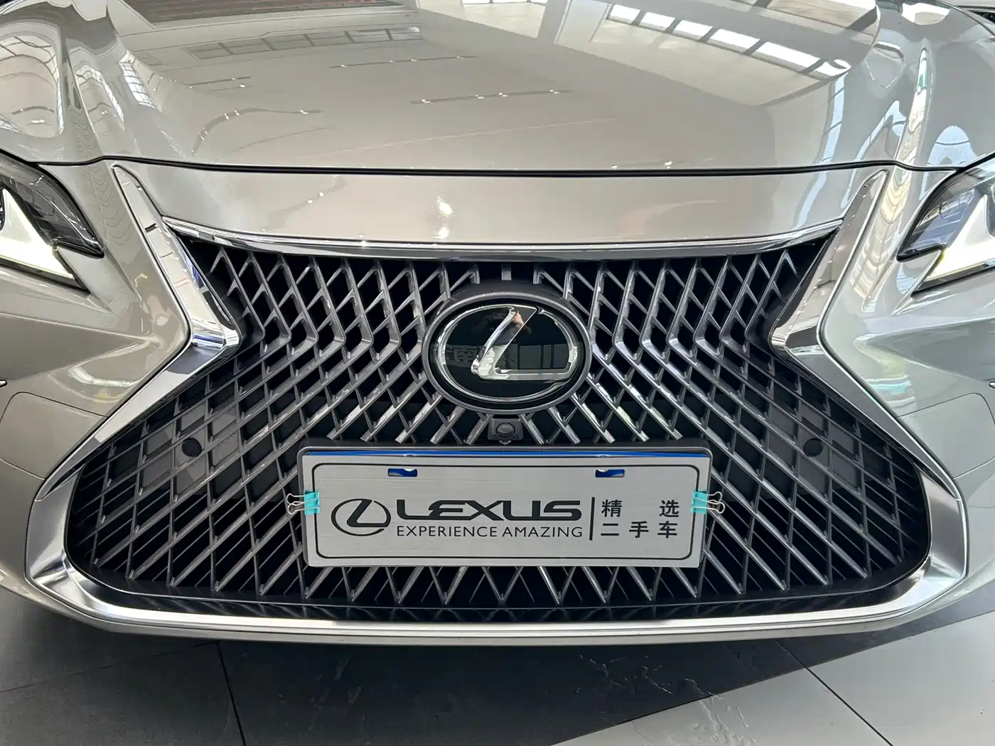 Lexus ES 2018 200 Luxury Edition China V фото 23