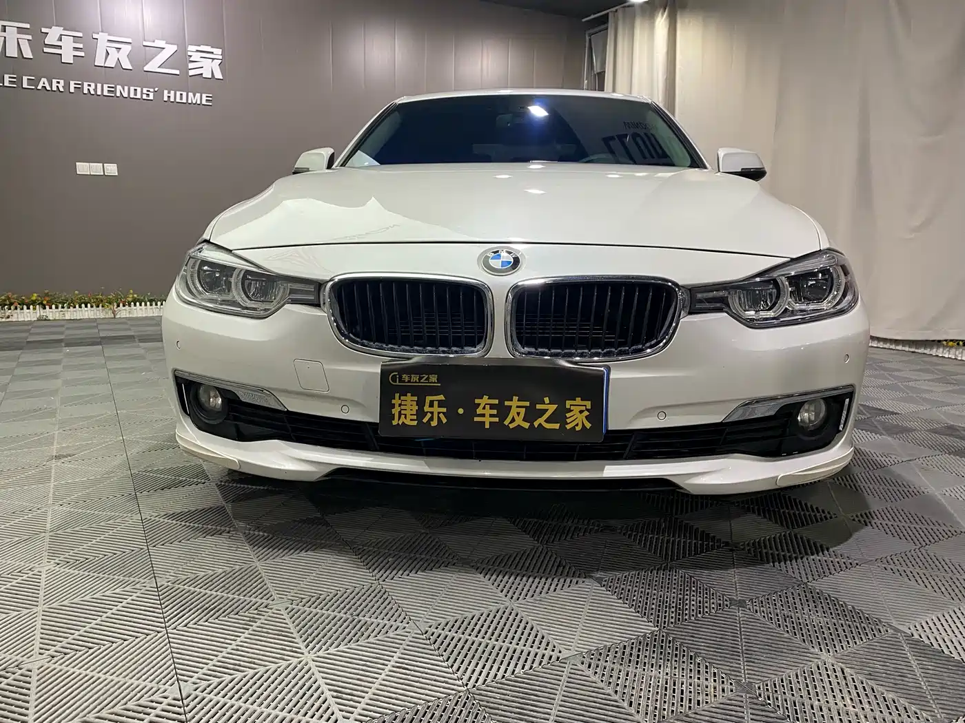 BMW 3 Series 2017 320Li Fashion фото 3